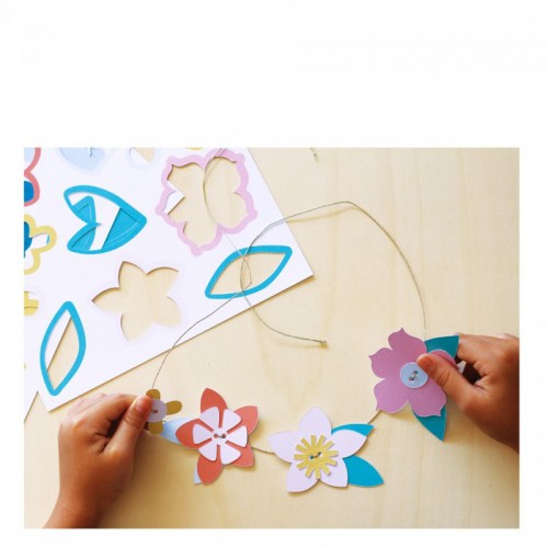 Pirouette Cacahouète Kit créatif Mes couronnes de fleurs Pirouette Cacahouète Kit créatif Mes couronnes de fleurs