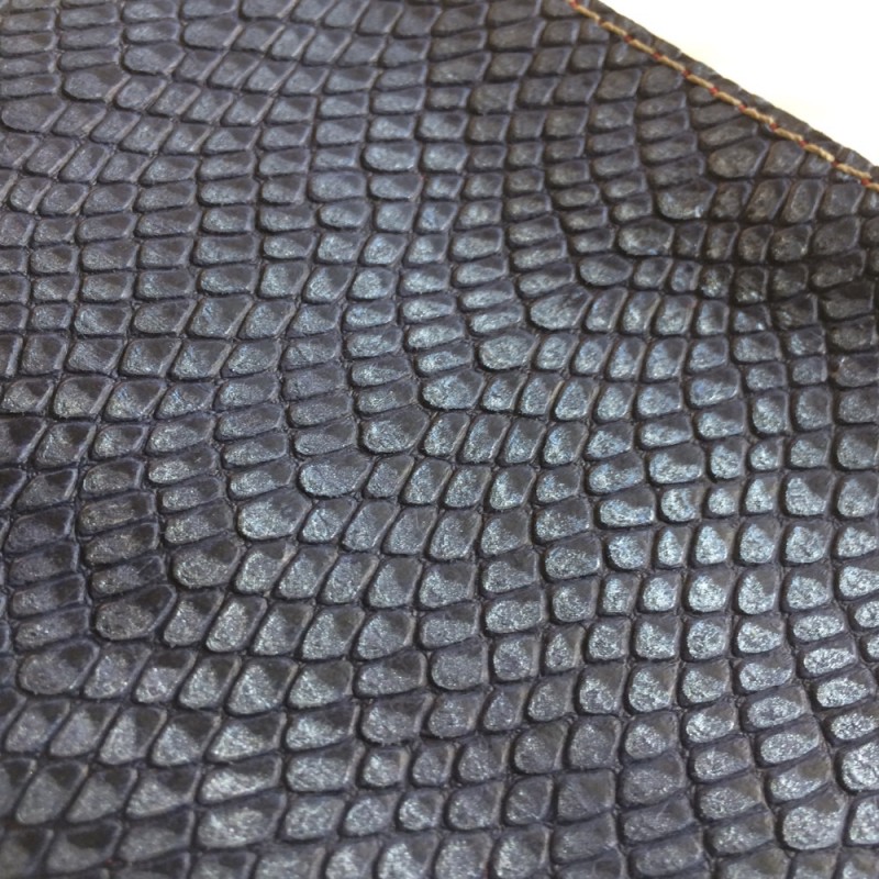 Voir la slide Pochette blue