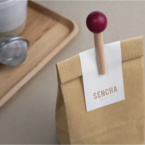 Pince à sachet en bois bordeaux - tout simplement,