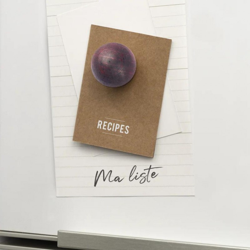 Magnet boule en bois bordeaux - tout simplement, Voir la slide Magnet boule en bois bordeaux - tout simplement,