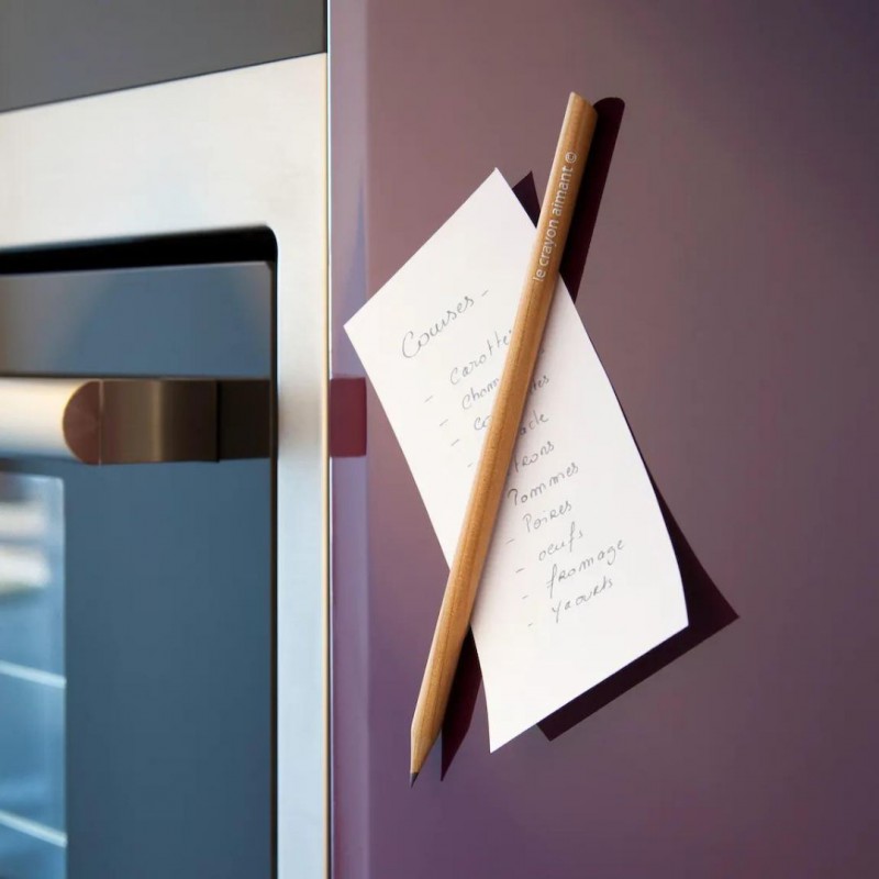 Voir la slide Crayon aimant pois rouges - tout simplement,