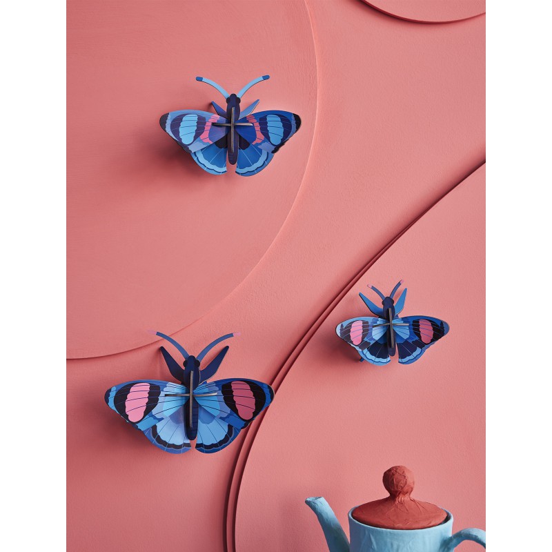 Déco murale - Peacock butterflies (par 3) - Studio Roof Voir la slide Déco murale - Peacock butterflies (par 3) - Studio Roof