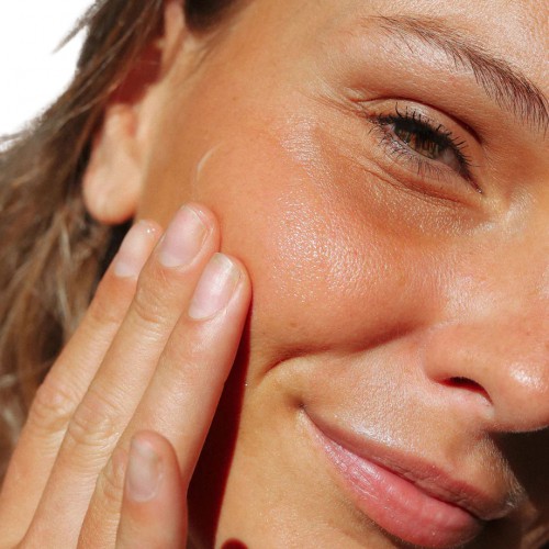 Crème Visage Autobronzante - Teint Halé Naturel & Adapté à Toutes les Peaux