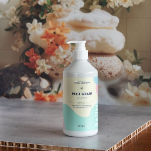Savon liquide agrumes & musc blanc – Douceur et fraîcheur pour la peau Savon liquide agrumes & musc blanc – Douceur et fraîcheur pour la peau