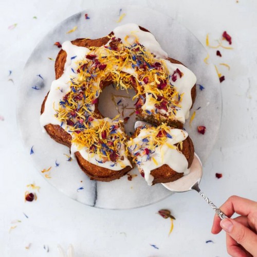 Pineut - Cake Jar - Flower Power Cake