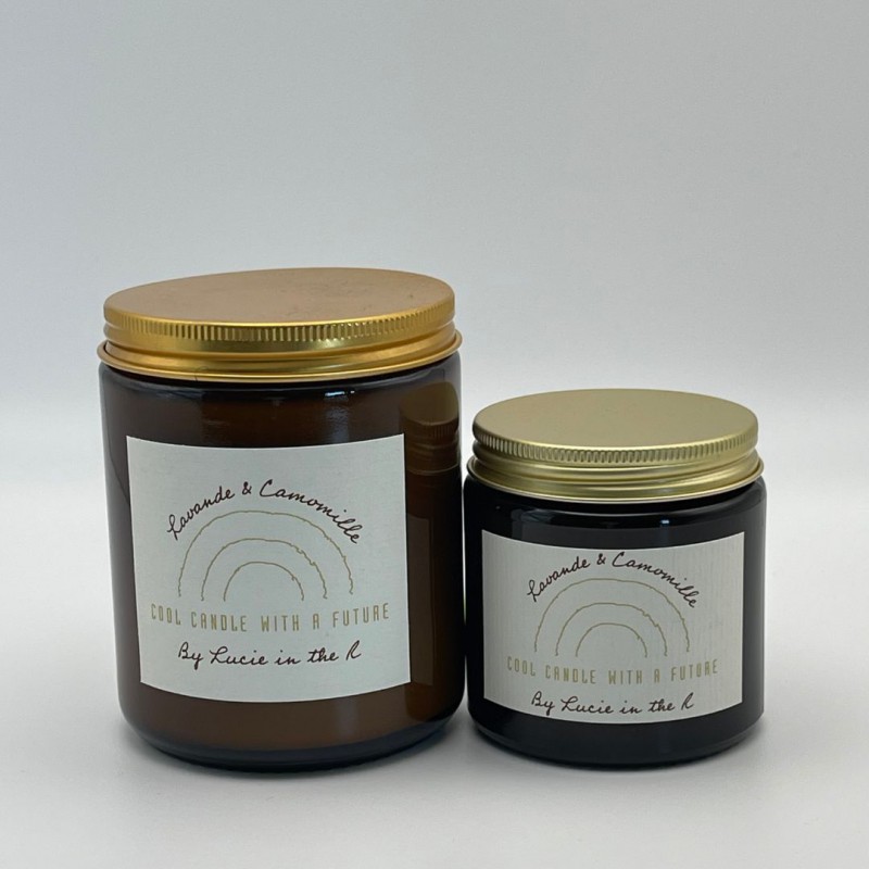 Lucie in the R – Bougie Mandarine épicée 250g – Cire de soja naturelle Voir la slide Lucie in the R – Bougie Mandarine épicée 250g – Cire de soja naturelle