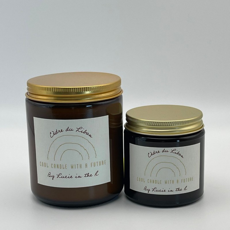 Lucie in the R – Bougie Cèdre du Liban 120g – Cire de soja naturelle Voir la slide Lucie in the R – Bougie Cèdre du Liban 120g – Cire de soja naturelle