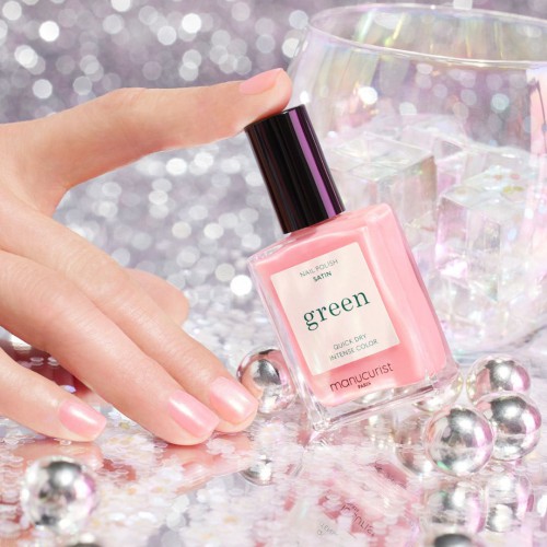 Manucurist Vernis GREEN Satin - 9 Free, Vegan & Bio-Sourcé Manucurist Vernis GREEN Satin - 9 Free, Vegan & Bio-Sourcé