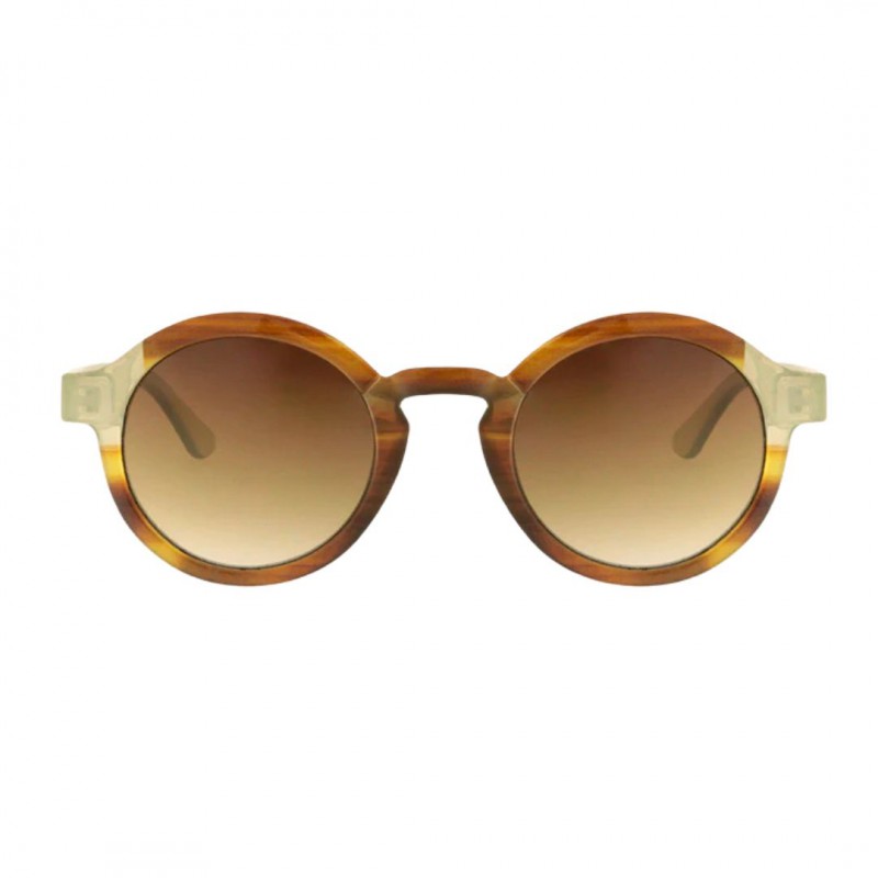 Charly Therapy - Lunettes solaires couleur beige caramel à monture ronde recyclée - Belmont luma Voir la slide Charly Therapy - Lunettes solaires couleur beige caramel à monture ronde recyclée - Belmont luma