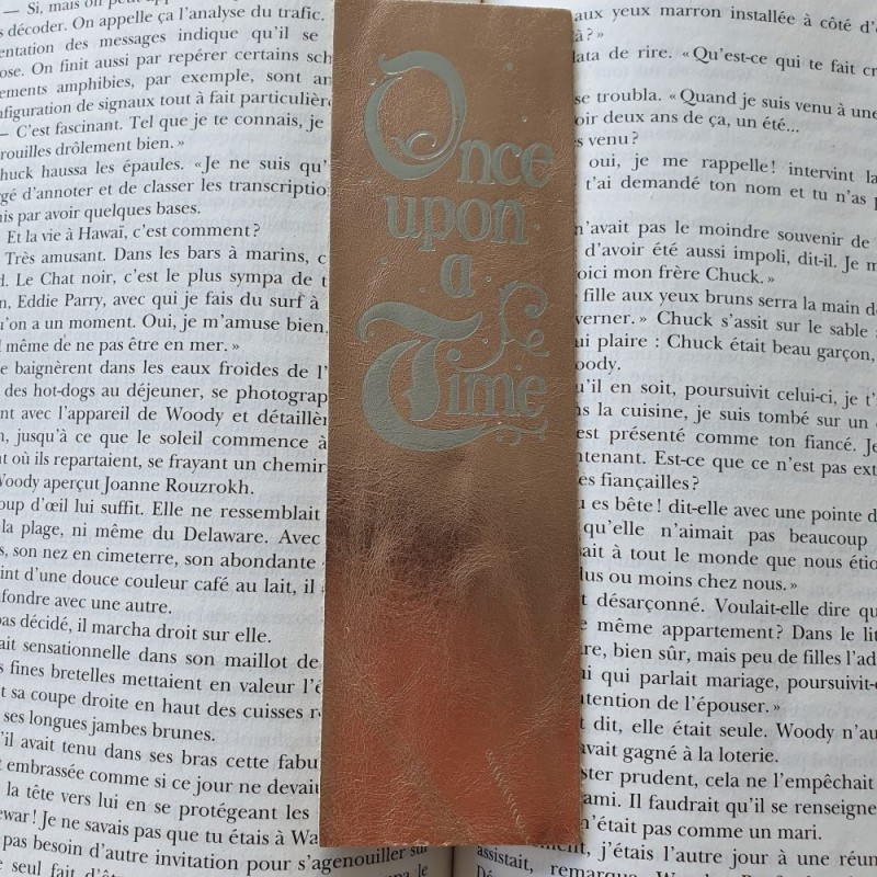 Marque-page en cuir Once upon a time Voir la slide Marque-page en cuir Once upon a time