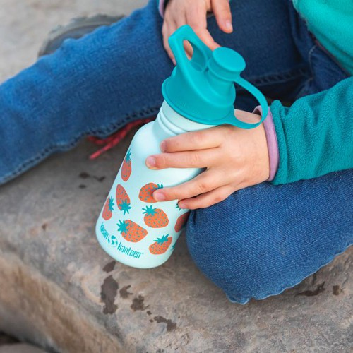 Gourde enfant Sport Cap Turquoise fraises Klean Kanteen Gourde enfant Sport Cap Turquoise fraises Klean Kanteen